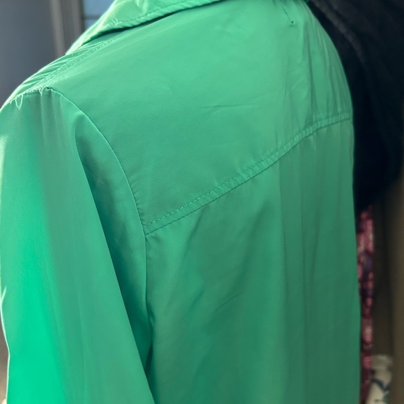 Old Navy green blouse- medium - Picture 5 of 8